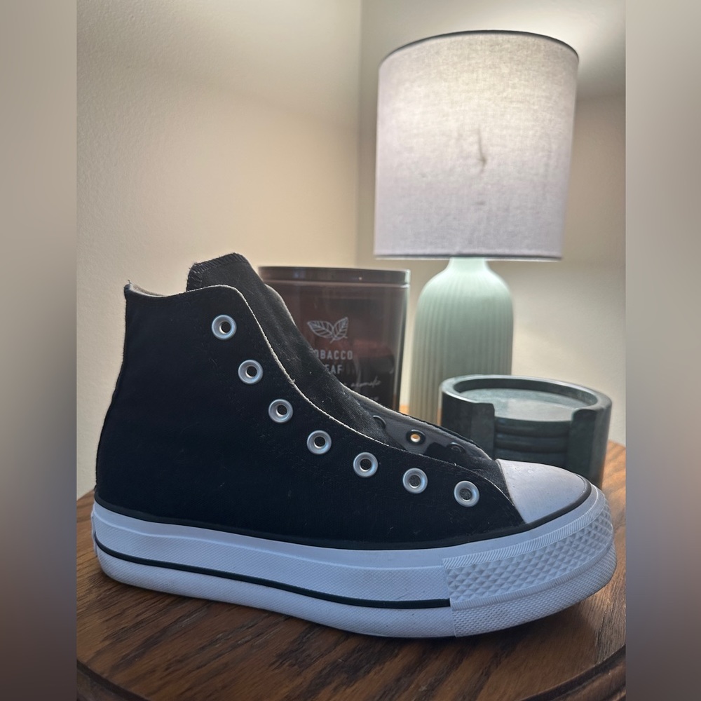 Platform Converse - image 4